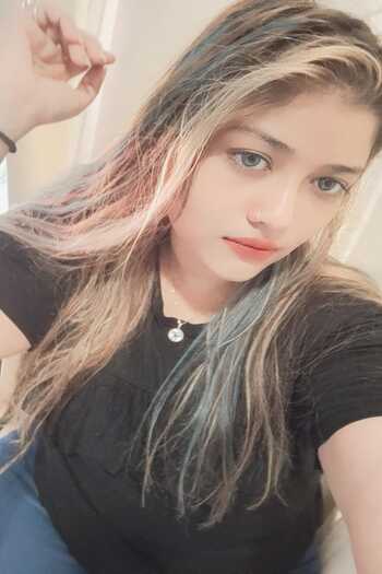 Beautiful Housewife Escort in kalyani nagar - Roma